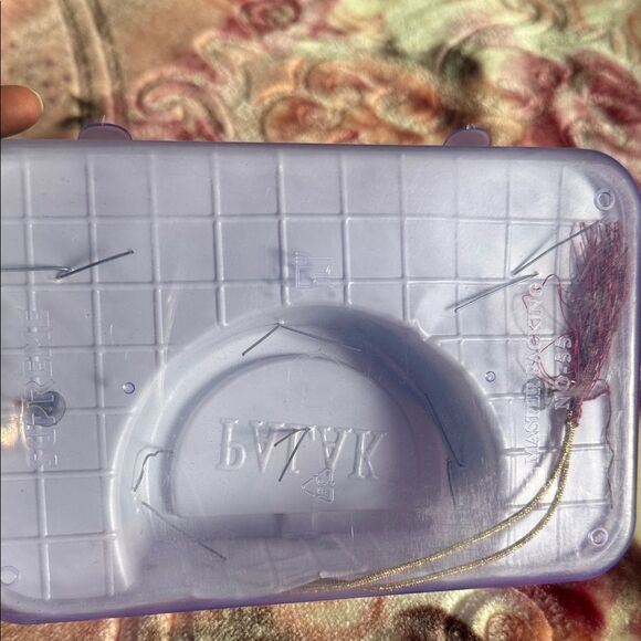 Bollywood style Indian Elegant Green and Gold Jewelry Set NIB NEVER USED - Picture 5 of 6